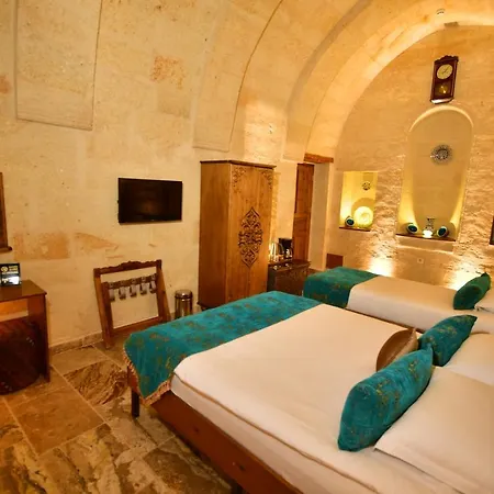 Nostalji Cave Hotell 3*