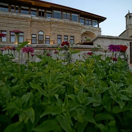 Nostalji Cave Szálloda 3*